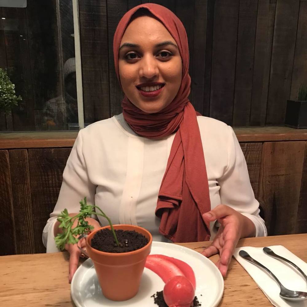 Meet your Posher, Adeena